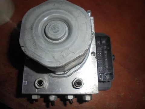 Μονάδα ABS 39011871 για OPEL CORSA (2014 - ) E Μονάδα ABS 39011871 για OPEL CORSA (2014 - ) E
