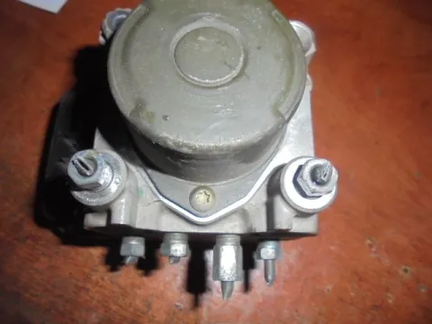 Μονάδα ABS 4451087404/8954087402 για DAIHATSU TERIOS (2000 - 2005) (J102) Μονάδα ABS 4451087404/8954087402 για DAIHATSU TERIOS (2000 - 2005) (J102)