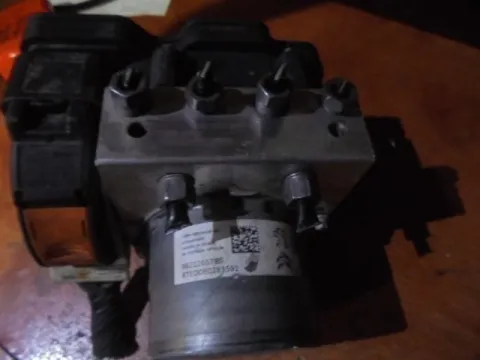 Μονάδα ABS 9812786180/9821265780 για PEUGEOT 3008 (2014 - 2016) Μονάδα ABS 9812786180/9821265780 για PEUGEOT 3008 (2014 - 2016)
