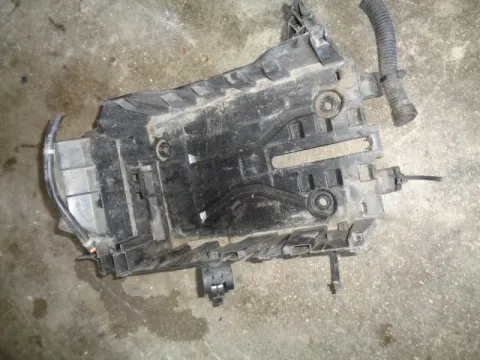 Βάση Μπαταρίας για OPEL CORSA (2014 - ) E *Δ* Βάση Μπαταρίας για OPEL CORSA (2014 - ) E *Δ*