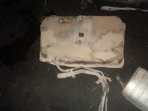 Δεξαμενή Καυσίμου (Ρεζερβουάρ) για TOYOTA CARINA (1992 - 1995) E (T190)  *ΔΒ* Δεξαμενή Καυσίμου (Ρεζερβουάρ) για TOYOTA CARINA (1992 - 1995) E (T190)  *ΔΒ*