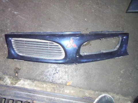 Μάσκα για MITSUBISHI CARISMA (1996 - 1999) (DA) Μάσκα για MITSUBISHI CARISMA (1996 - 1999) (DA)