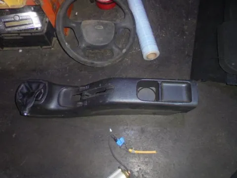 ΚΟΝΣΟΛΑ ΤΕΜΠΕΛΗ για TOYOTA MR2 (2002 - 2007) *Γ* ΚΟΝΣΟΛΑ ΤΕΜΠΕΛΗ για TOYOTA MR2 (2002 - 2007) *Γ*