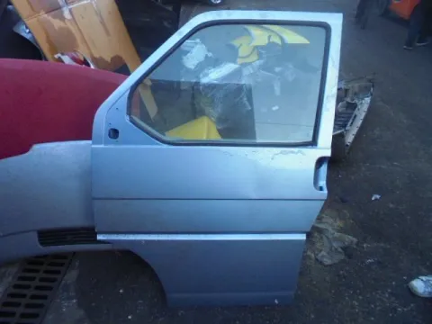 Πόρτα Εμπρός Αριστερή για VW TRANSPORTER (1991 - 1996) (70X) (T4) *A* Πόρτα Εμπρός Αριστερή για VW TRANSPORTER (1991 - 1996) (70X) (T4) *A*