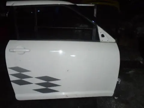 Πόρτα Δεξιά Δίπορτη (Λίγο Χτυπημένη) για SUZUKI SWIFT (2006 - 2008) (RS) Hatchback - 3dr , (2008 - 2011) (RS) Πόρτα Δεξιά Δίπορτη (Λίγο Χτυπημένη) για SUZUKI SWIFT (2006 - 2008) (RS) Hatchback - 3dr , (2008 - 2011) (RS)