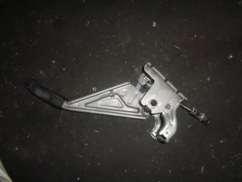 Καστάνια Χειροφρένου για OPEL ASTRA (2012 - 2016) J *Δ* Καστάνια Χειροφρένου για OPEL ASTRA (2012 - 2016) J *Δ*