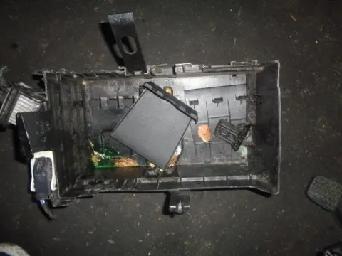 Βάση Μπαταρίας για OPEL ASTRA (2012 - 2016) J *Δ* Βάση Μπαταρίας για OPEL ASTRA (2012 - 2016) J *Δ*