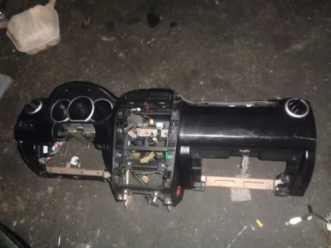 Ταμπλό για SUZUKI GRAND VITARA (2006 - 2009) (JB) *Δ* Ταμπλό για SUZUKI GRAND VITARA (2006 - 2009) (JB) *Δ*