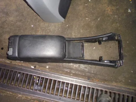 Υποβραχιόνιο(Τεμπέλης) για MERCEDES C - CLASS (2004 - 2007) (W203) *Γ* Υποβραχιόνιο(Τεμπέλης) για MERCEDES C - CLASS (2004 - 2007) (W203) *Γ*