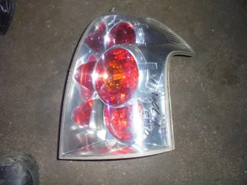 Φανάρι Πίσω Δεξί ΤΥΠΟΣ 2 για TOYOTA COROLLA VERSO (2004 -2008) (R10) , (2009 - )
