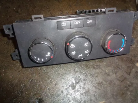 Χειριστήρια Καλοριφέρ για CHEVROLET - DAEWOO CAPTIVA (2007 - 2012) Χειριστήρια Καλοριφέρ για CHEVROLET - DAEWOO CAPTIVA (2007 - 2012)