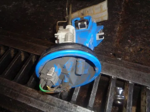 Αντλία Καυσίμου (Τρόμπα Βενζίνης) Μπλε για BMW 3 Series (1990 - 1995) (E36)