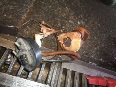 Αντλία Καυσίμου (Τρόμπα Βενζίνης) Αντλία Καυσίμου για SEAT IBIZA (1993 - 1995) (6K) Αντλία Καυσίμου (Τρόμπα Βενζίνης) Αντλία Καυσίμου για SEAT IBIZA (1993 - 1995) (6K)