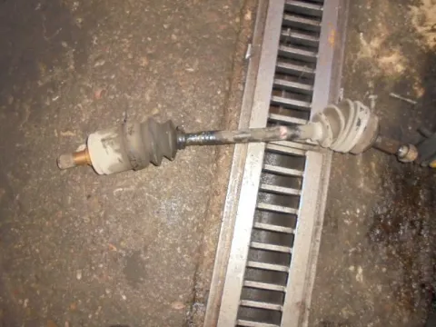 Ημιαξόνιο Εμπρός Δεξί για HONDA ACCORD (1990 - 1993) (CB - C) Ημιαξόνιο Εμπρός Δεξί για HONDA ACCORD (1990 - 1993) (CB - C)