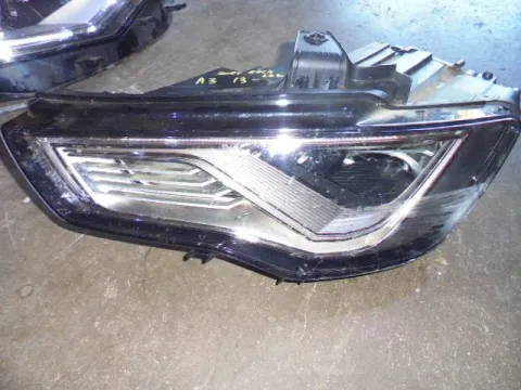 Φανάρι Εμπρός Αριστερό XENON LED  Χ.ΠΛΑΚΕΤΑ για AUDI A3 (2011- 2014) ( ) Sportback - 5dr Φανάρι Εμπρός Αριστερό XENON LED  Χ.ΠΛΑΚΕΤΑ για AUDI A3 (2011- 2014) ( ) Sportback - 5dr