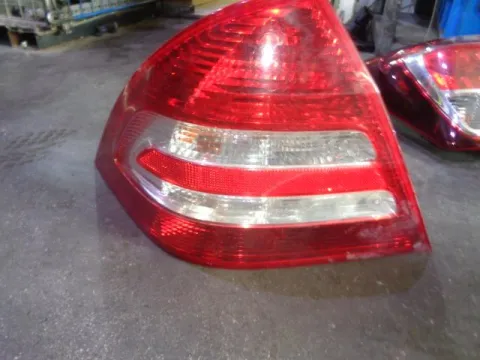 Φανάρι Πίσω Αριστερό για MERCEDES C - CLASS (2000 - 2003) (W203) Φανάρι Πίσω Αριστερό για MERCEDES C - CLASS (2000 - 2003) (W203)