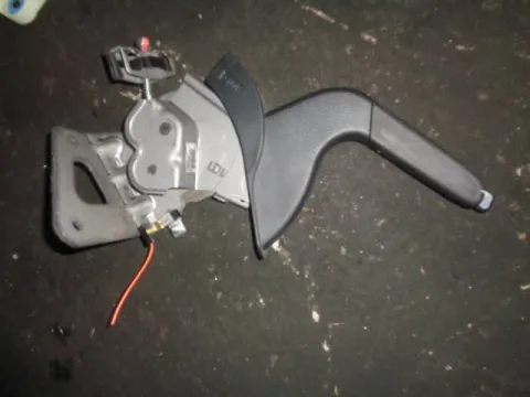 Καστάνια Χειροφρένου για HYUNDAI i30 (2012 - 2015) ( ) *Δ* Καστάνια Χειροφρένου για HYUNDAI i30 (2012 - 2015) ( ) *Δ*