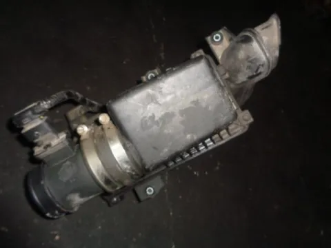 Φιλτροκούτι με Airflow για SUZUKI SWIFT (2012 - 2014) ( ) 1300 Diesel (D13AA) DDiS 75hp , (2014 - 2017) () *Δ* Φιλτροκούτι με Airflow για SUZUKI SWIFT (2012 - 2014) ( ) 1300 Diesel (D13AA) DDiS 75hp , (2014 - 2017) () *Δ*