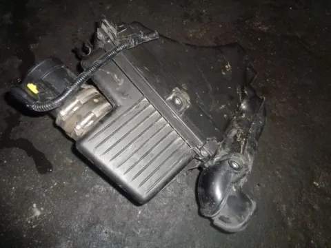 Φιλτροκούτι με Airflow 0281006054 για SUZUKI SWIFT (2012 - 2014) ( ) 1300 Diesel (D13AA) DDiS 75hp , (2014 - 2017) () *Δ* -  Φιλτροκούτι με Airflow 0281006054 για SUZUKI SWIFT (2012 - 2014) ( ) 1300 Diesel (D13AA) DDiS 75hp , (2014 - 2017) () *Δ* -