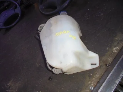 Δοχείο Υαλοκαθαριστήρων Με Μοτέρ για CITROEN XSARA (1997 - 2000) Δοχείο Υαλοκαθαριστήρων Με Μοτέρ για CITROEN XSARA (1997 - 2000)
