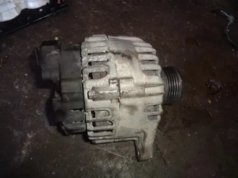 Δυναμό - Εναλλάκτης 373002Α500 για HYUNDAI i30 (2007 - 2012) 1600 D4FB Diesel 116 CRDi Δυναμό - Εναλλάκτης 373002Α500 για HYUNDAI i30 (2007 - 2012) 1600 D4FB Diesel 116 CRDi