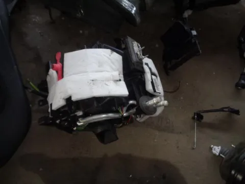 Ψύκτης (Εβαπορέτα) με Μοτέρ Καλοριφέρ για CITROEN C3 (2010 - 2014) Ψύκτης (Εβαπορέτα) με Μοτέρ Καλοριφέρ για CITROEN C3 (2010 - 2014)