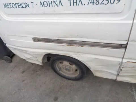 Τροπέτο Αμάξι Κουφάρι Χωρίς Μηχανή και Σασμάν με Άξονα Πίσω Κομπλέ για MITSUBISHI L300 (1987 -) (P) Van 2WD 2000 4G63 petrol 88 *Δ* -  Τροπέτο Αμάξι Κουφάρι Χωρίς Μηχανή και Σασμάν με Άξονα Πίσω Κομπλέ για MITSUBISHI L300 (1987 -) (P) Van 2WD 2000 4G63 petrol 88 *Δ* -