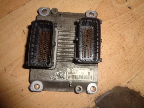 Εγκέφαλος Κινητήρα 0261207901  για FIAT PUNTO (2003 - 2008) (188) ΤΕΛΑΡΟ 10 *244169* Εγκέφαλος Κινητήρα 0261207901  για FIAT PUNTO (2003 - 2008) (188) ΤΕΛΑΡΟ 10 *244169*