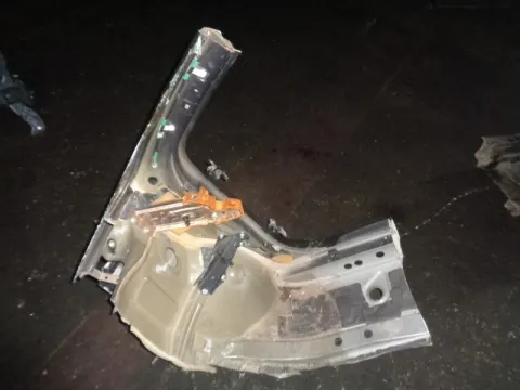 Σασί Εμπρός Δεξιό ( Κολώνα ) για TOYOTA AURIS (2007 - 2009) E150 , (2009 - 2013) *ΔΒ* -  Σασί Εμπρός Δεξιό ( Κολώνα ) για TOYOTA AURIS (2007 - 2009) E150 , (2009 - 2013) *ΔΒ* -