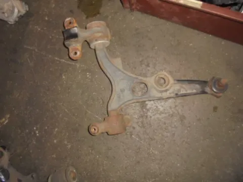 Ψαλίδι Εμπρός Αριστερό για FIAT SCUDO (1995 - 2003) (220P) Ψαλίδι Εμπρός Αριστερό για FIAT SCUDO (1995 - 2003) (220P)