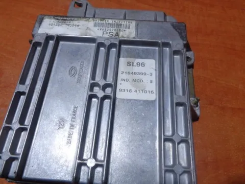 Εγκέφαλος Κινητήρα 9632520280 για CITROEN XSARA (2000 - 2003) ΤΕΛΑΡΟ 9*244785 Εγκέφαλος Κινητήρα 9632520280 για CITROEN XSARA (2000 - 2003) ΤΕΛΑΡΟ 9*244785
