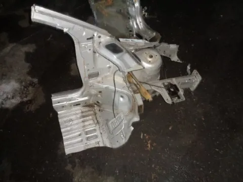 Σασί Εμπρός Αριστερό ( Κολόνα ) για FORD FIESTA (2002 - 2005) Mk5a *Δ* -  Σασί Εμπρός Αριστερό ( Κολόνα ) για FORD FIESTA (2002 - 2005) Mk5a *Δ* -