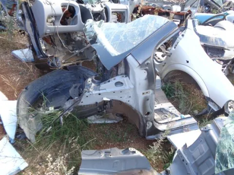 Σασί Εμπρός Αριστερό για TOYOTA YARIS (2012 - 2014) ( ) *Α* Σασί Εμπρός Αριστερό για TOYOTA YARIS (2012 - 2014) ( ) *Α*