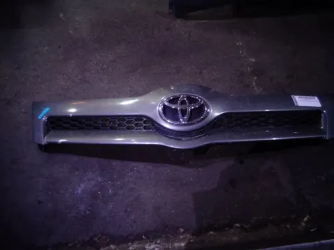 Μούρη (με καπό και φτερά) με Σπασμενη Μασκα για TOYOTA COROLLA VERSO (2004 -2008) (R10) *Γ* -  Μούρη (με καπό και φτερά) με Σπασμενη Μασκα για TOYOTA COROLLA VERSO (2004 -2008) (R10) *Γ* -