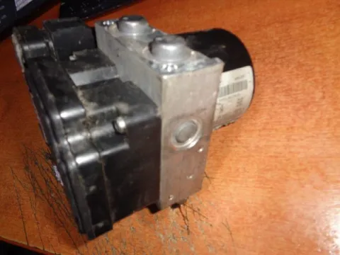 Μονάδα ABS 3M512M110JA για FORD FOCUS (2004 - 2008) Mk2a (DA3 - C307) 1800 (KKDA) Diesel 115 TDCi , (2008 - 2010) Mk2b (DA3 - C307) Μονάδα ABS 3M512M110JA για FORD FOCUS (2004 - 2008) Mk2a (DA3 - C307) 1800 (KKDA) Diesel 115 TDCi , (2008 - 2010) Mk2b (DA3 - C307)