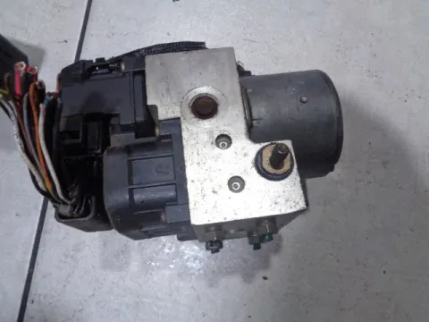 Μονάδα ABS 0265216731 για RENAULT MEGANE (1999 - 2002) (LA) (DA) (EA) (KA) ( Μονάδα ABS 0265216731 για RENAULT MEGANE (1999 - 2002) (LA) (DA) (EA) (KA) (