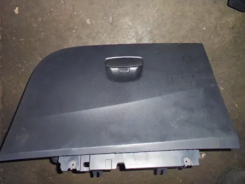 Ντουλαπάκι για SEAT IBIZA (2008 - 2013) (6J) *Γ*