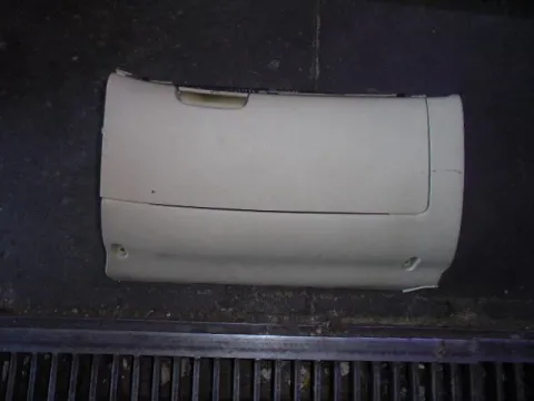 Ντουλαπάκι για SKODA OCTAVIA (2008 - 2013) 5 (1Z3-5)  *Γ* Ντουλαπάκι για SKODA OCTAVIA (2008 - 2013) 5 (1Z3-5)  *Γ*