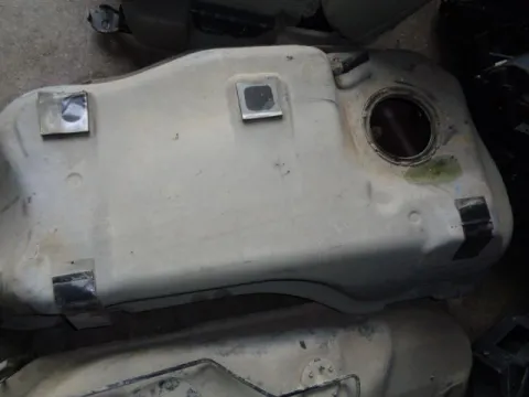 Δεξαμενή Καυσίμου (Ρεζερβουάρ) για FORD MAVERICK (2005 - ) 2300 (GZ) Petrol 150 16V *Δ* Δεξαμενή Καυσίμου (Ρεζερβουάρ) για FORD MAVERICK (2005 - ) 2300 (GZ) Petrol 150 16V *Δ*