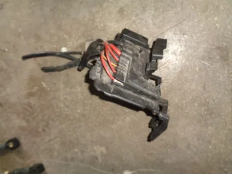 Ασφαλειοθήκη Μπαταρίας για SEAT IBIZA (2008 - 2013) (6J) 1200 (CFWA) Diesel 75 TDI *Δ* Ασφαλειοθήκη Μπαταρίας για SEAT IBIZA (2008 - 2013) (6J) 1200 (CFWA) Diesel 75 TDI *Δ*