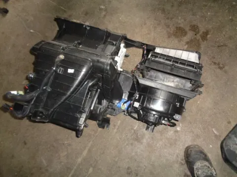Ψύκτης (Εβαπορέτα) με Μοτέρ Καλοριφέρ για HYUNDAI i20 (2015 - ) 1100 CRDi I3 (diesel) (D3FA) *Δ* Ψύκτης (Εβαπορέτα) με Μοτέρ Καλοριφέρ για HYUNDAI i20 (2015 - ) 1100 CRDi I3 (diesel) (D3FA) *Δ*