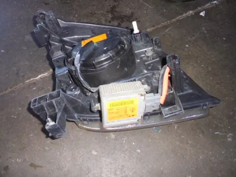 Φανάρι Εμπρός Αριστερό XENON για NISSAN X-TRAIL (2001 - 2003) (T30) , (2003 - 2007) (T30) -  Φανάρι Εμπρός Αριστερό XENON για NISSAN X-TRAIL (2001 - 2003) (T30) , (2003 - 2007) (T30) -