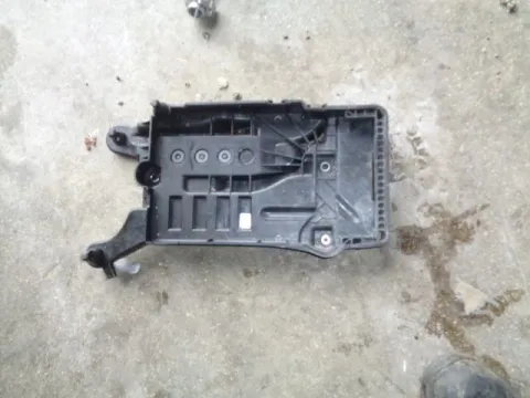 Βάση Μπαταρίας για SEAT IBIZA (2017 - ) (6F) 1000 (CHZ) TSI 12V Petrol 95hp *Δ* Βάση Μπαταρίας για SEAT IBIZA (2017 - ) (6F) 1000 (CHZ) TSI 12V Petrol 95hp *Δ*