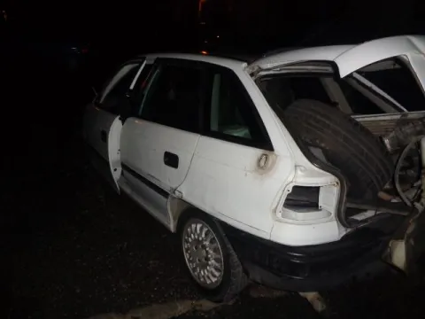 Τροπέτο Αμάξι Κουφάρι για OPEL ASTRA (1991 - 1994) F , (1995 - 1998) F *ΔΒ* Τροπέτο Αμάξι Κουφάρι για OPEL ASTRA (1991 - 1994) F , (1995 - 1998) F *ΔΒ*