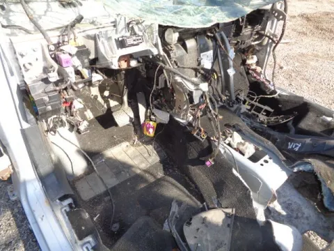 Τροπέτο Εμπρός Κουφάρι για VW PASSAT (2005 - 2011) (3C2) *ΔΒ* -  Τροπέτο Εμπρός Κουφάρι για VW PASSAT (2005 - 2011) (3C2) *ΔΒ* -