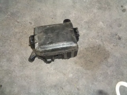 Ασφαλειοθήκη Μπαταρίας για HYUNDAI i20 (2012 - 2015) ( ) 1100 Diesel CRDI U2 75hp (D3FA) , (2015 - ) 1100 CRDi I3 (diesel) (D3FA) *Δ* Ασφαλειοθήκη Μπαταρίας για HYUNDAI i20 (2012 - 2015) ( ) 1100 Diesel CRDI U2 75hp (D3FA) , (2015 - ) 1100 CRDi I3 (diesel) (D3FA) *Δ*