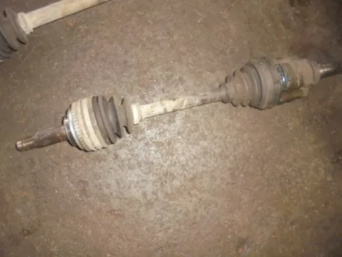 Ημιαξόνιο Εμπρός Αριστερό Με ABS για TOYOTA COROLLA (2000 - 2002) (ZE111) Ημιαξόνιο Εμπρός Αριστερό Με ABS για TOYOTA COROLLA (2000 - 2002) (ZE111)