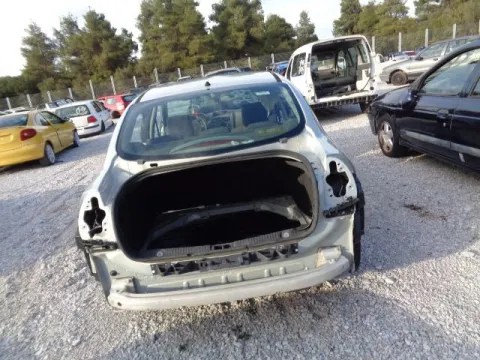 Τροπέτο Αμάξι κομπλέ με Κινητήρα και Σασμάν με Πίσω Άξονα Δισκόπλακες ABS για RENAULT MEGANE (2002 - 2005) Sedan - 4dr 1600 (K4M812)(K4MD812) Petrol 112 *ΔΒ* -  Τροπέτο Αμάξι κομπλέ με Κινητήρα και Σασμάν με Πίσω Άξονα Δισκόπλακες ABS για RENAULT MEGANE (2002 - 2005) Sedan - 4dr 1600 (K4M812)(K4MD812) Petrol 112 *ΔΒ* -