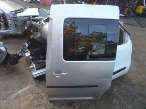 Πόρτα Αριστερή Συρόμενη Με Τζάμι για VW CADDY (2004 - 2010) (2KA - 2KH) *Γ* Πόρτα Αριστερή Συρόμενη Με Τζάμι για VW CADDY (2004 - 2010) (2KA - 2KH) *Γ*