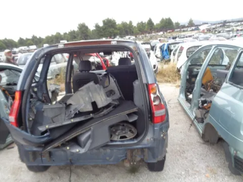 Τροπέτο Αμάξι Κουφάρι Με πίσω Άξονα Ταμπούρα με ABS με Ζαντολάστιχα 185/65/14για HYUNDAI MATRIX (2001 - 2006) (FC) *ΔΒ* -  Τροπέτο Αμάξι Κουφάρι Με πίσω Άξονα Ταμπούρα με ABS με Ζαντολάστιχα 185/65/14για HYUNDAI MATRIX (2001 - 2006) (FC) *ΔΒ* -